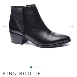 NEW Chinese laundry Finn bootie sz 6.5. Never worn